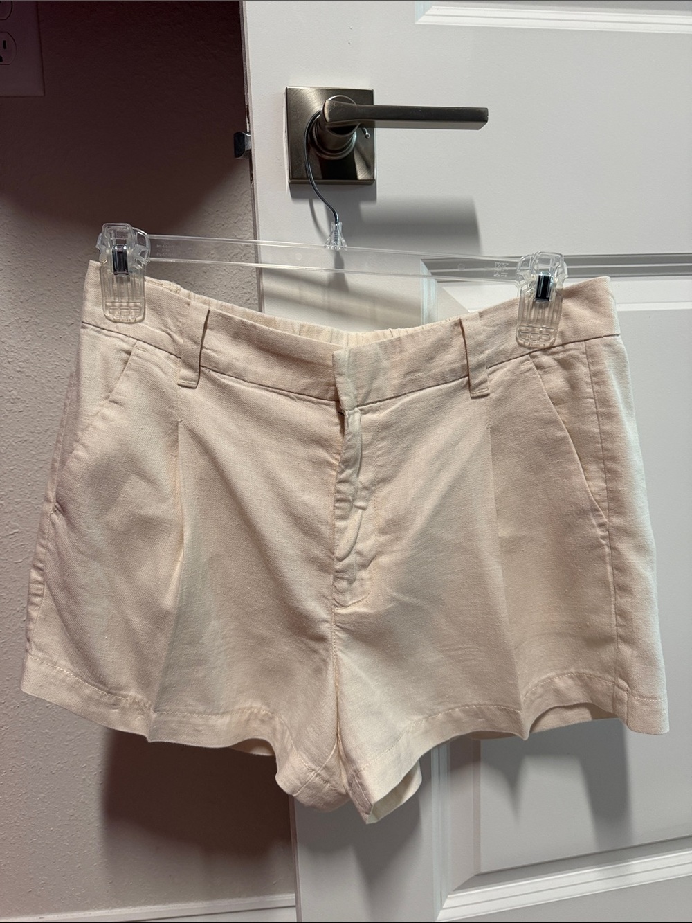 Women's Cream Tailored Linen Shorts